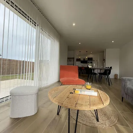 Jolie Maison A 800 M De La